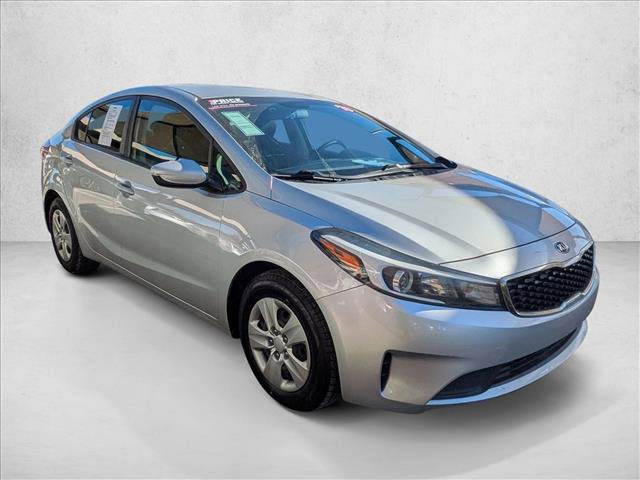 Used 2018 Kia Forte LX image 3
