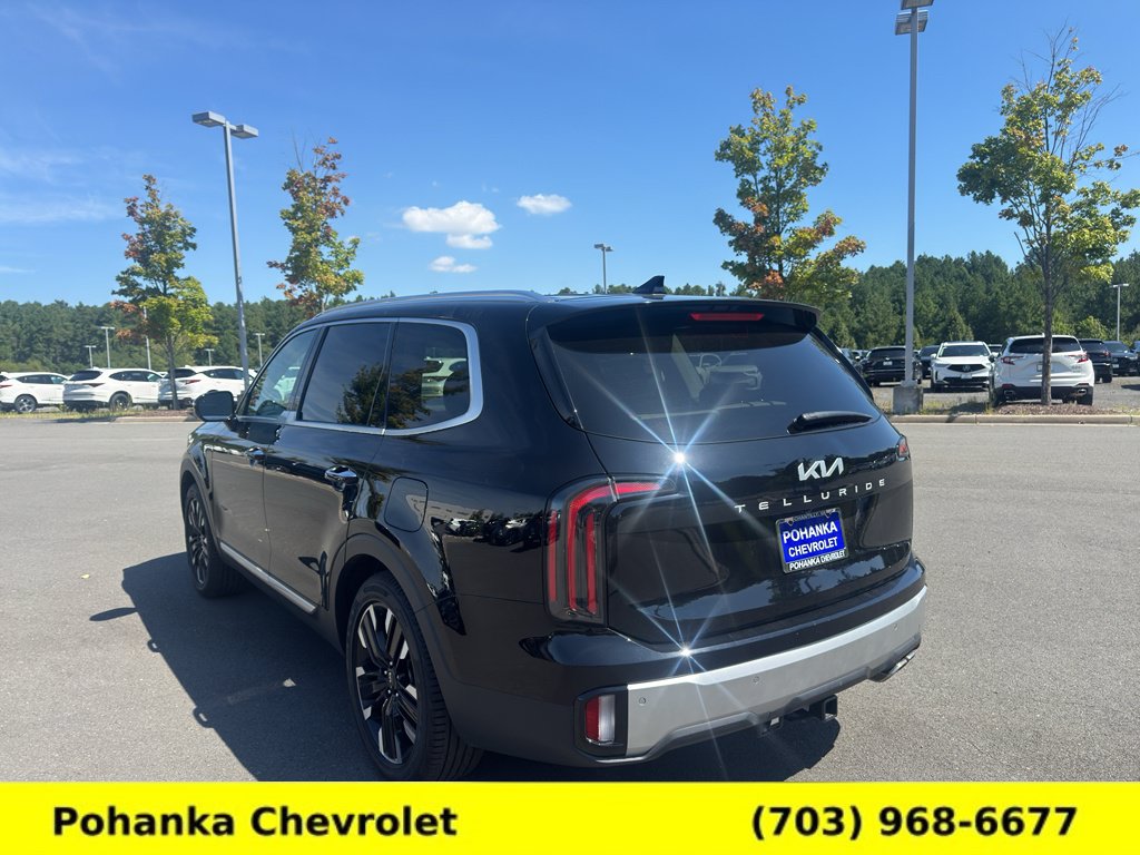 Used 2024 Kia Telluride SX w/ Towing Package FWD image 5