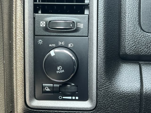 Used 2021 RAM 1500 Express w/ Wheel & Sound Group AWD/4WD image 20