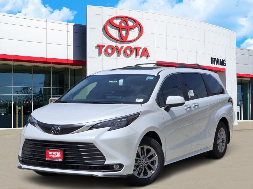 New 2026 Toyota Sienna XLE FWD image 1