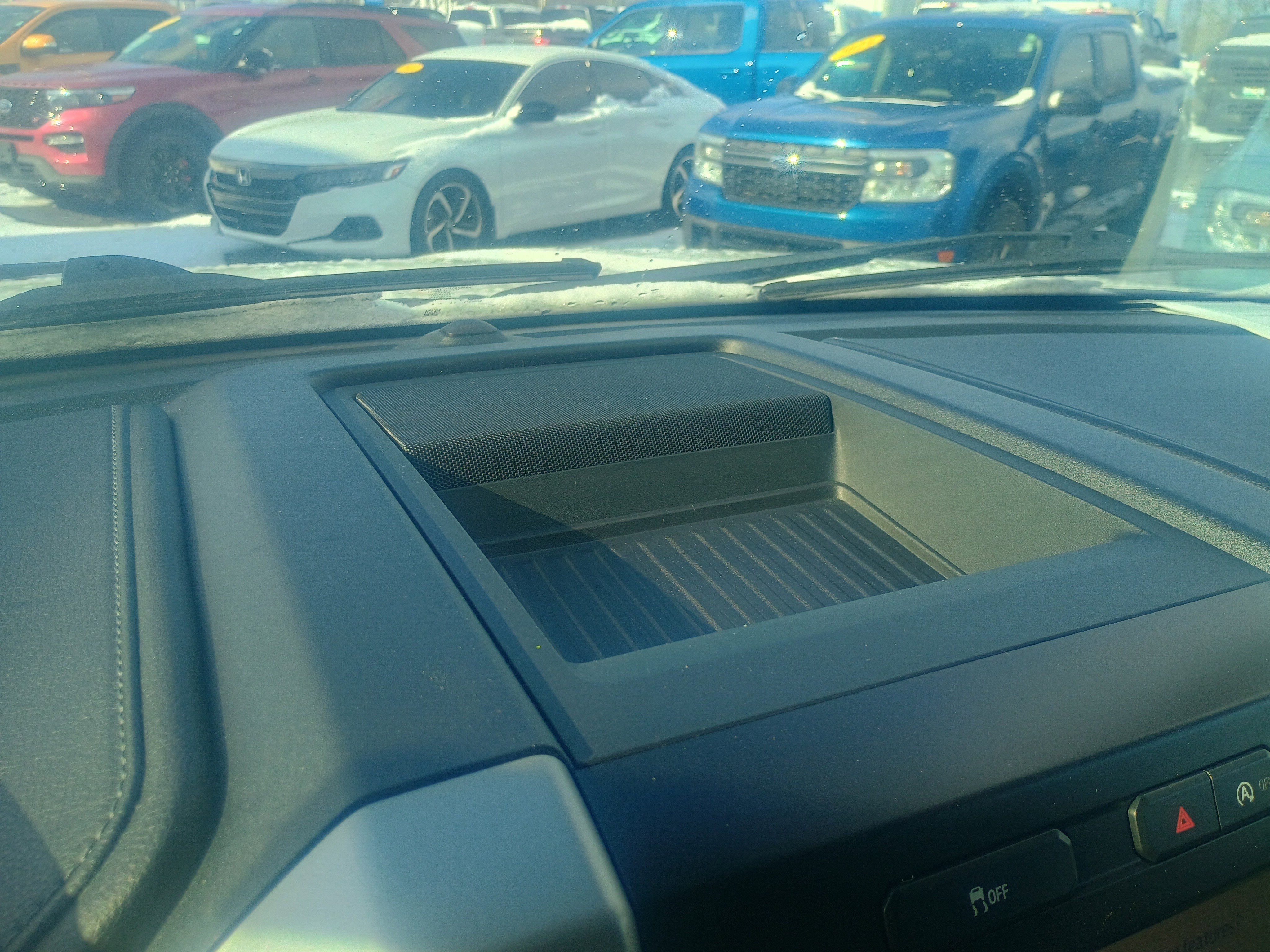 Used 2019 Ford F150 Lariat image 22