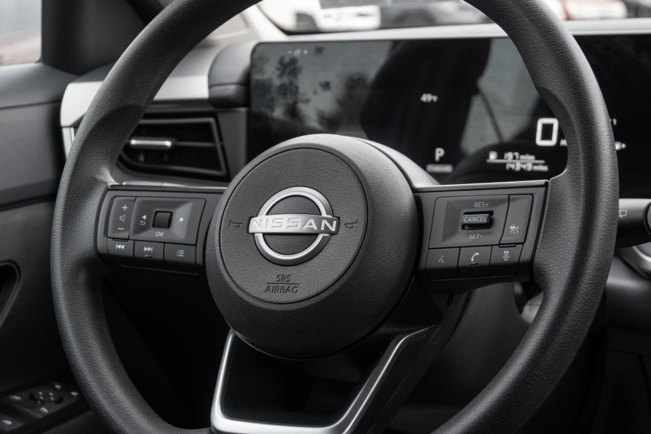 Used 2025 Nissan Kicks S w/ Charging Package FWD image 29