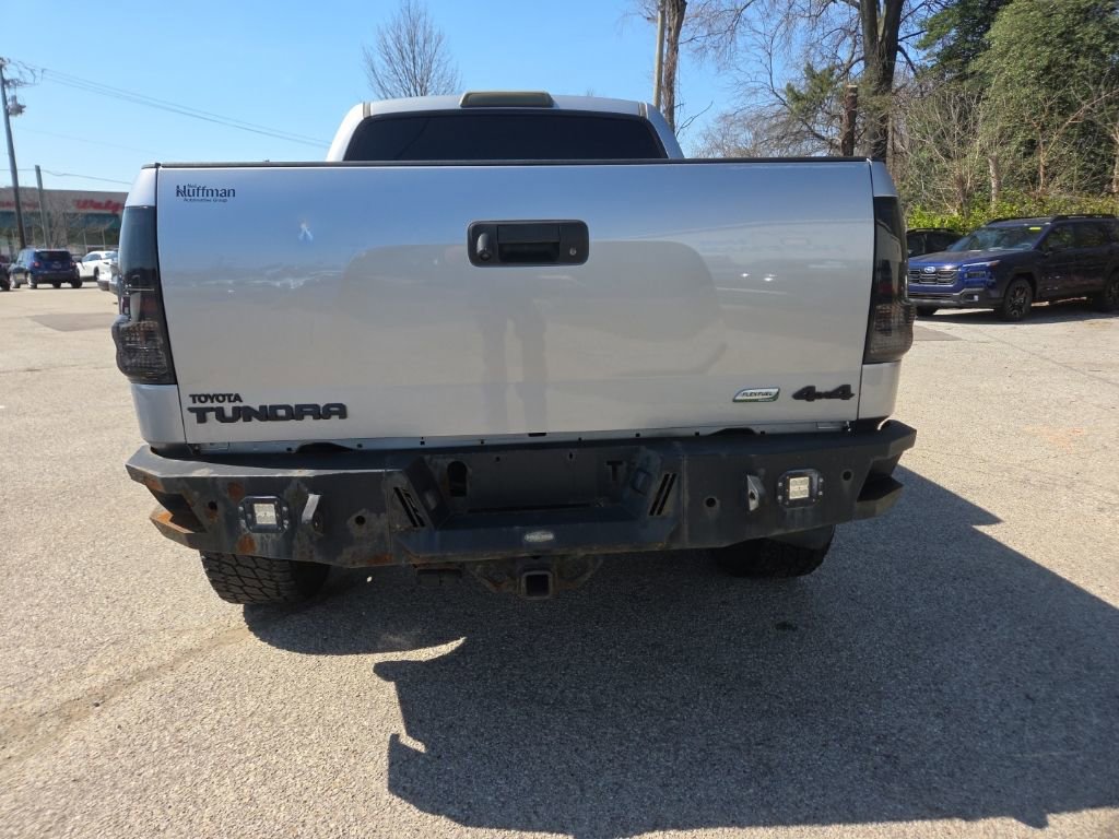 Used 2013 Toyota Tundra 4x4 CrewMax w/ SR5 Pkg image 5