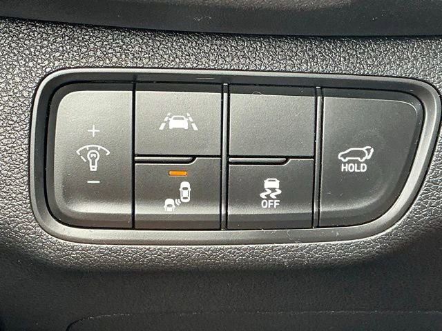 Used 2020 Hyundai Santa Fe SEL w/ Convenience Package FWD image 19