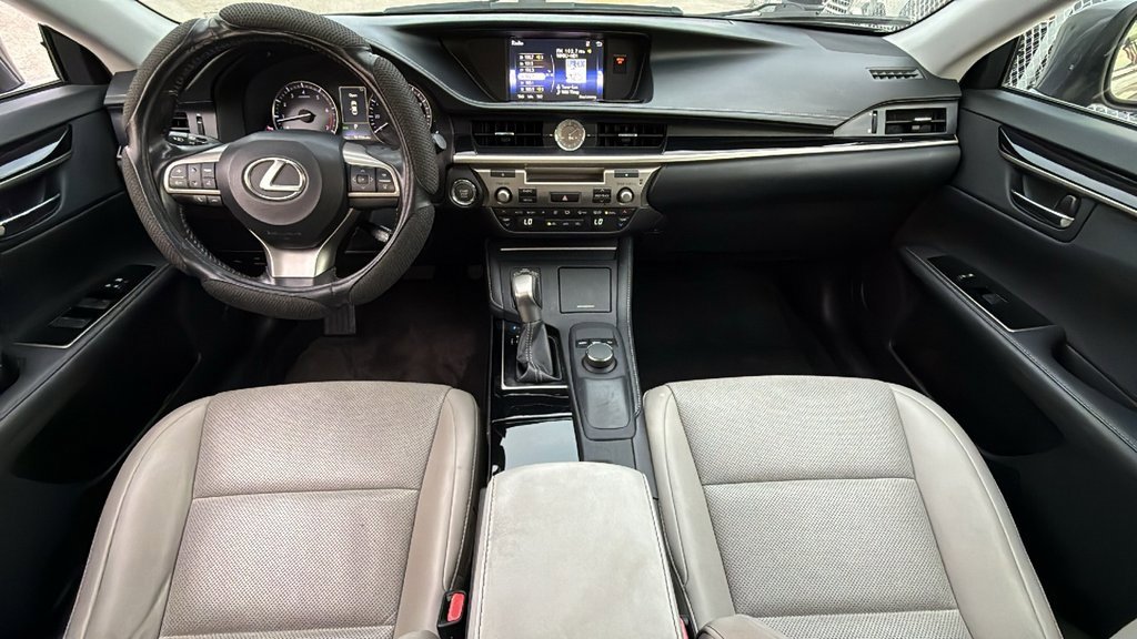 Used 2016 Lexus ES 350 image 16