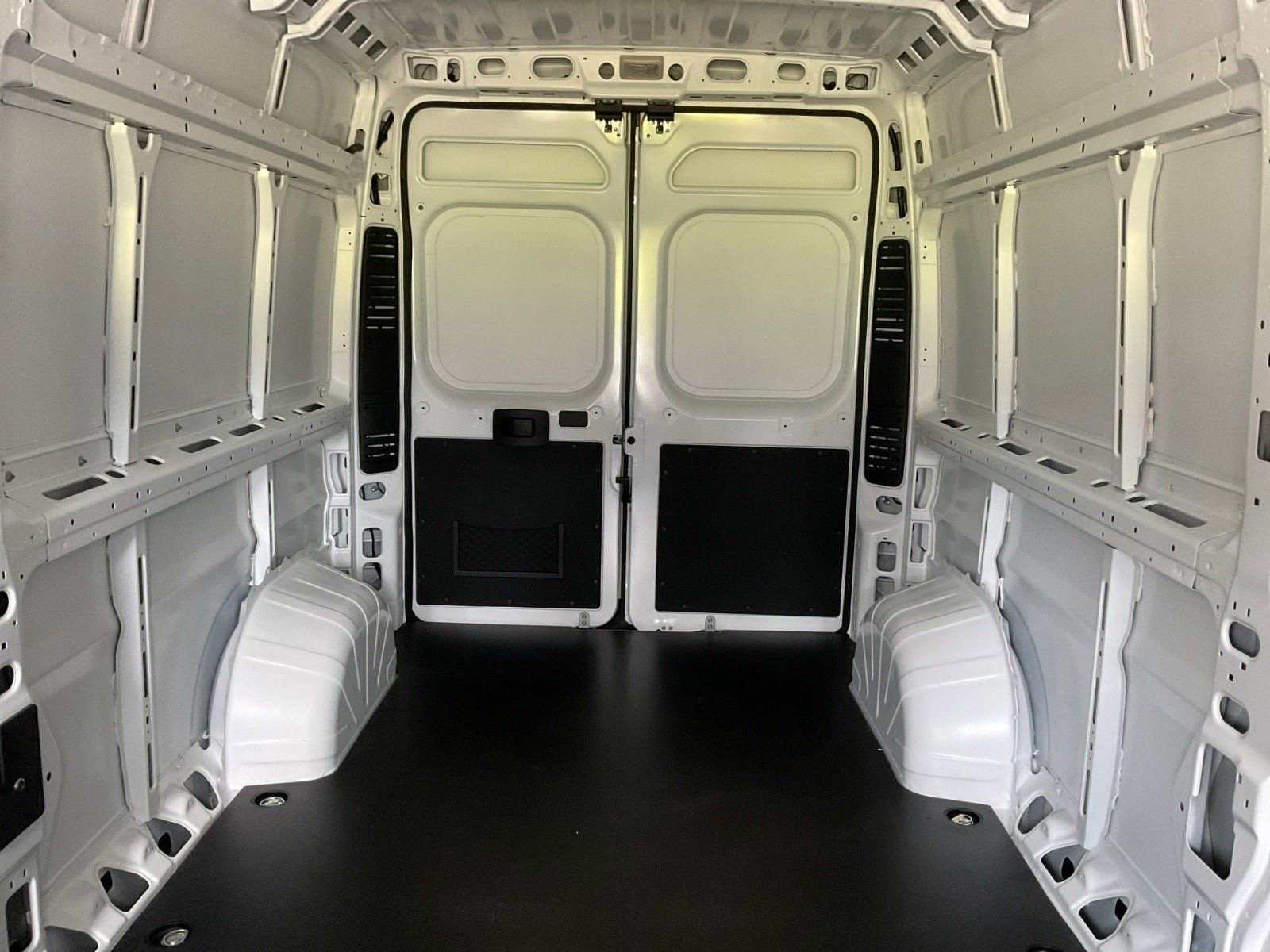 New 2024 RAM ProMaster 2500 w/ Storage Group image 13
