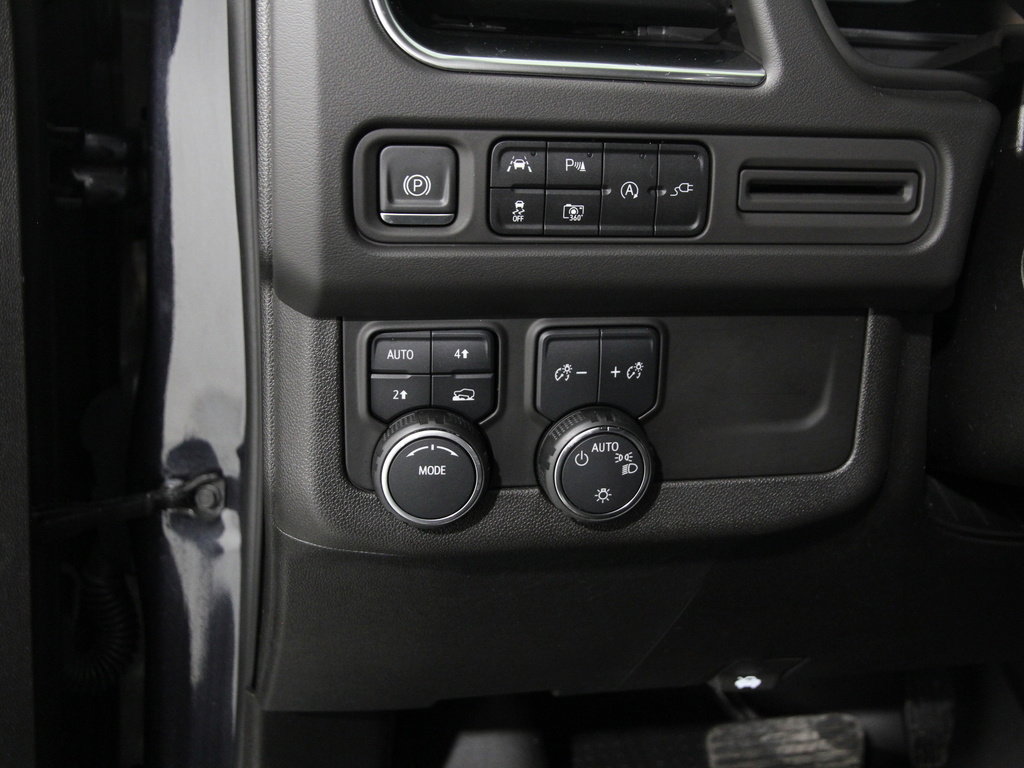 Used 2022 Chevrolet Tahoe RST w/ Luxury Package image 6