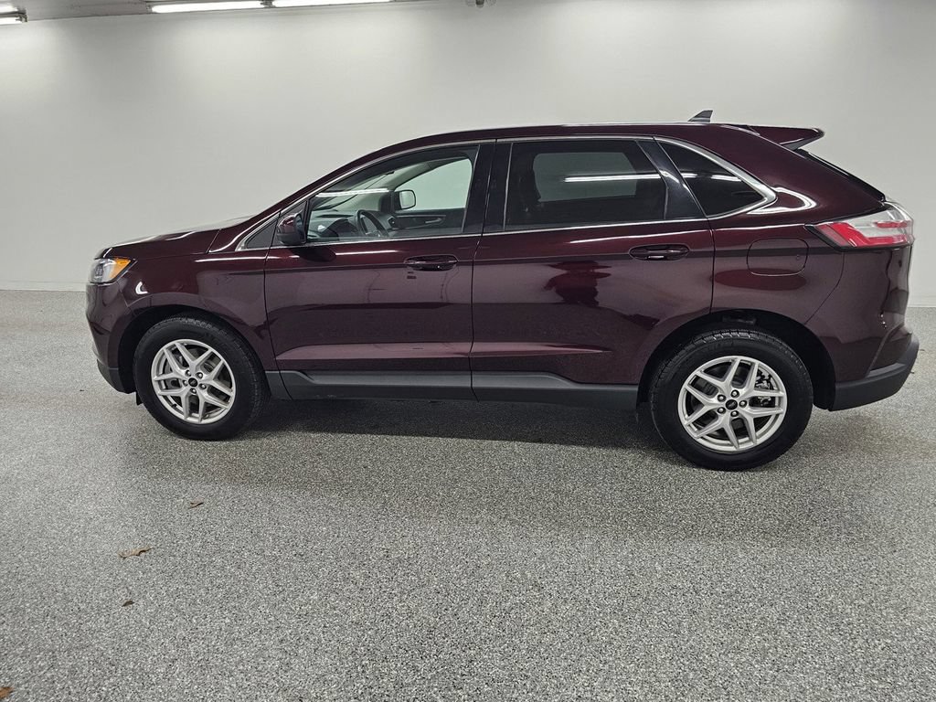Used 2024 Ford Edge SEL w/ Convenience Package AWD/4WD image 7
