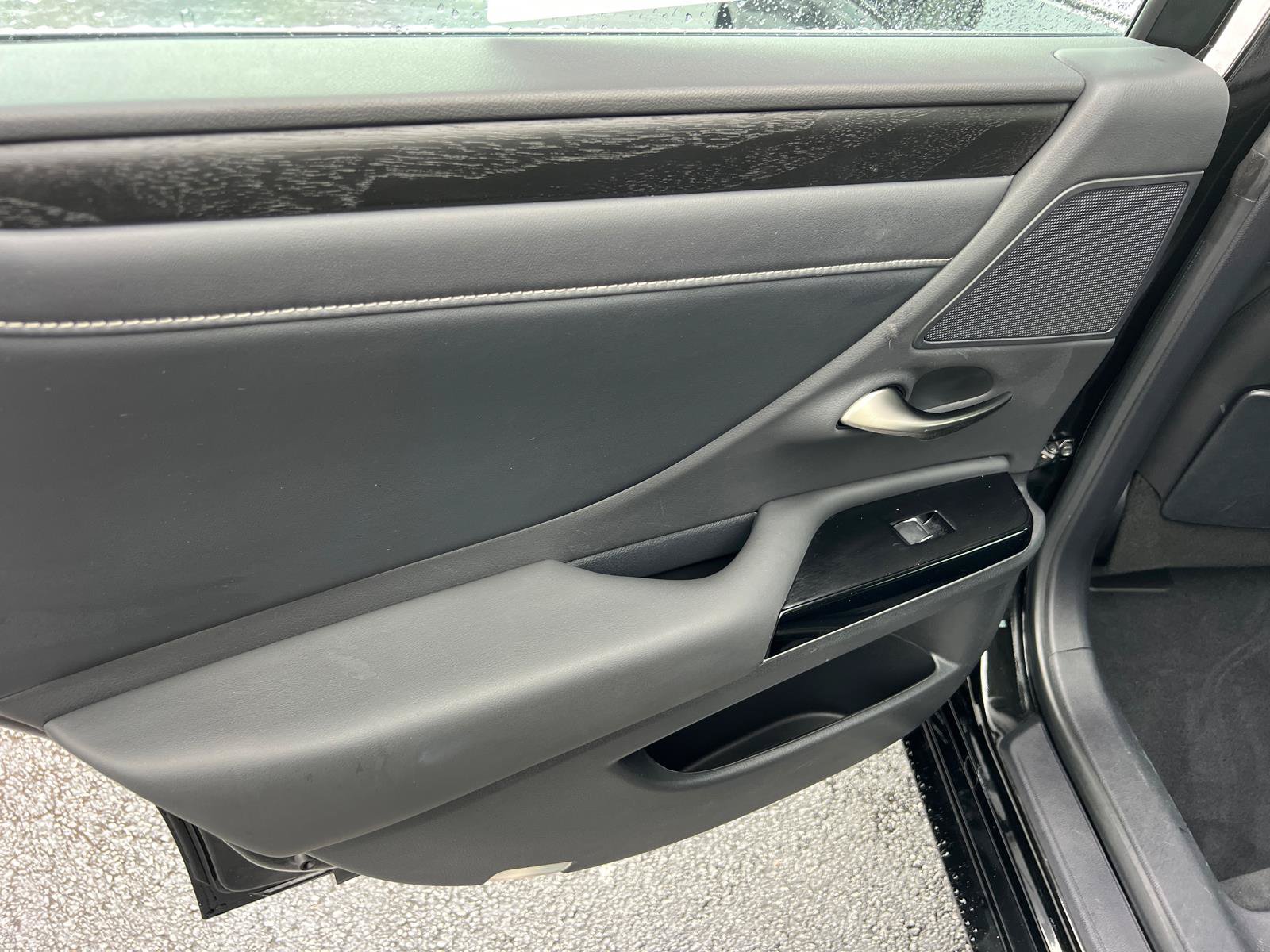 Certified 2024 Lexus ES 350 w/ Premium Package FWD image 21
