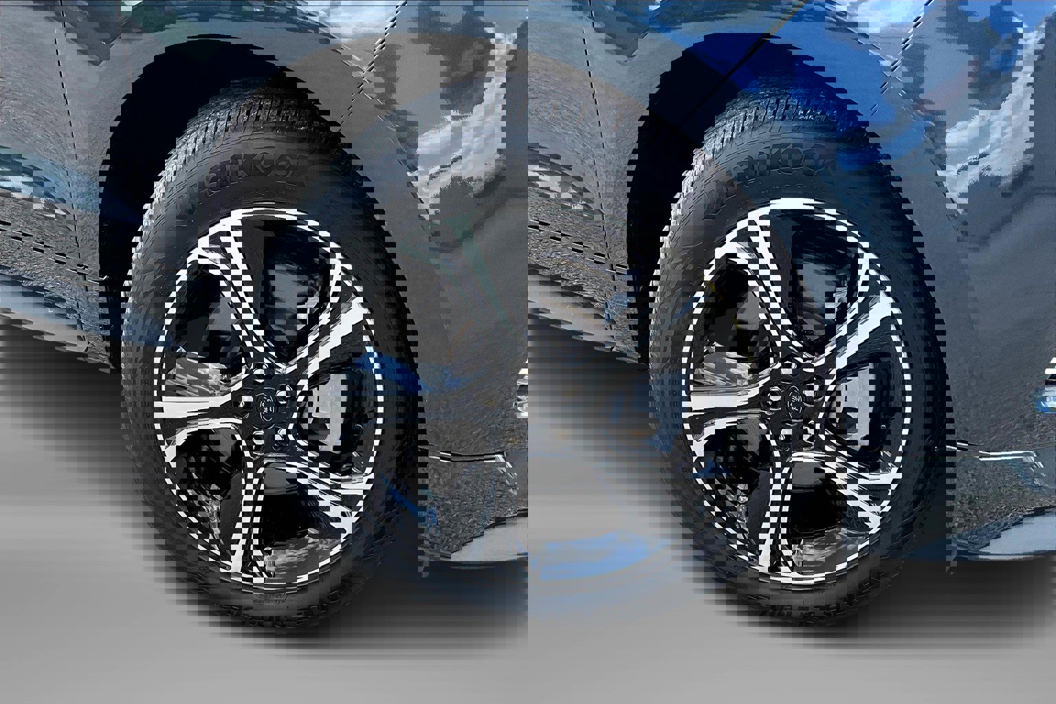 Used 2024 Ford Edge ST AWD/4WD image 9