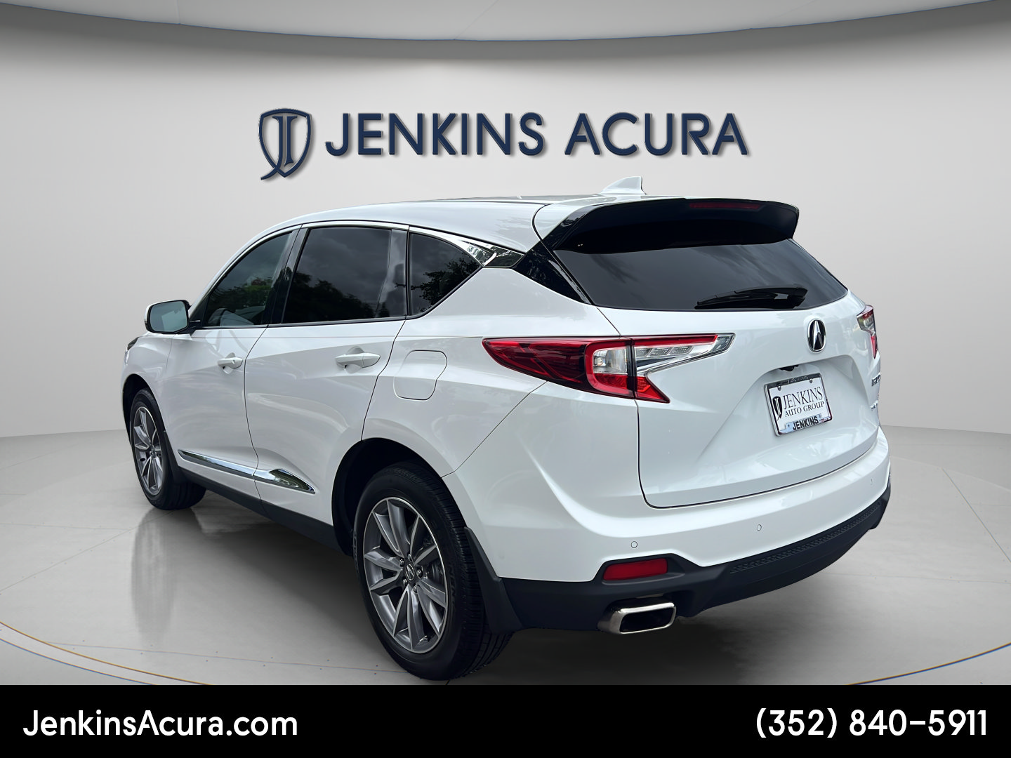 Used 2024 Acura RDX w/ Technology Package AWD/4WD image 5
