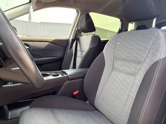 Used 2023 Nissan Rogue SV AWD/4WD image 14