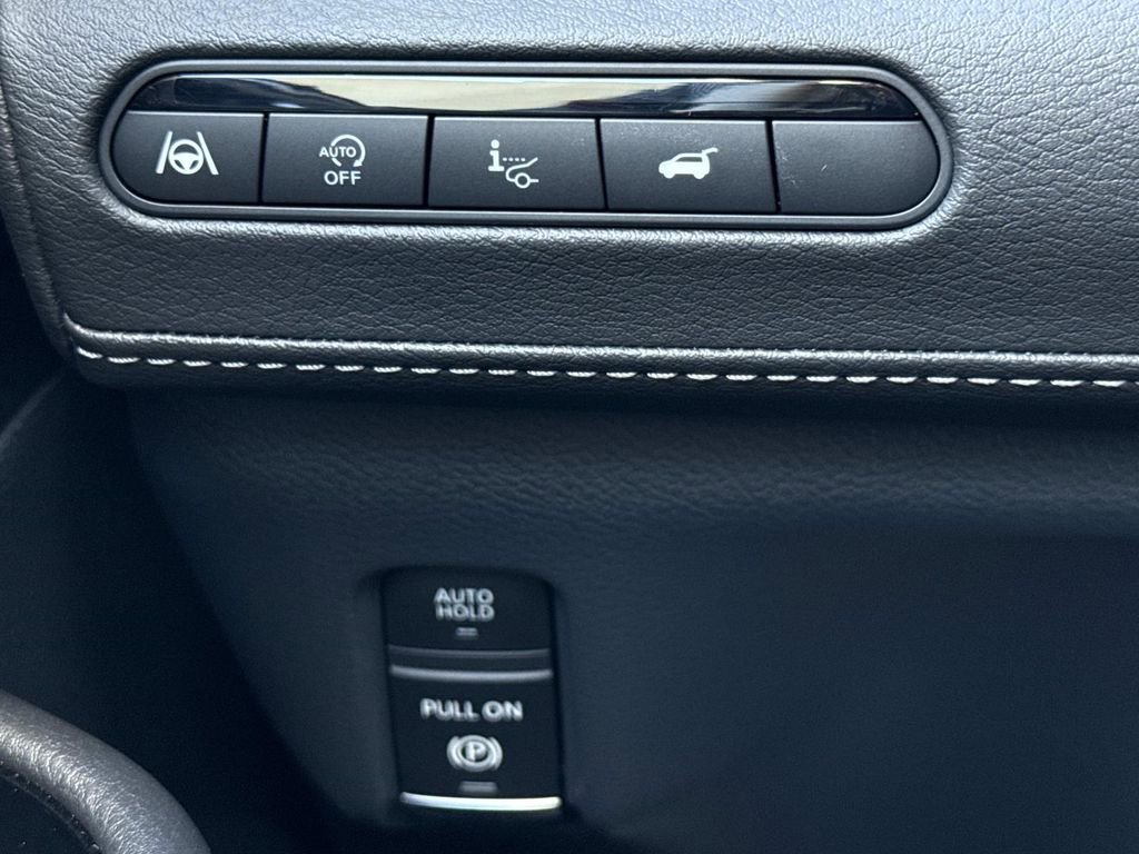 New 2026 INFINITI QX80 Luxe image 13