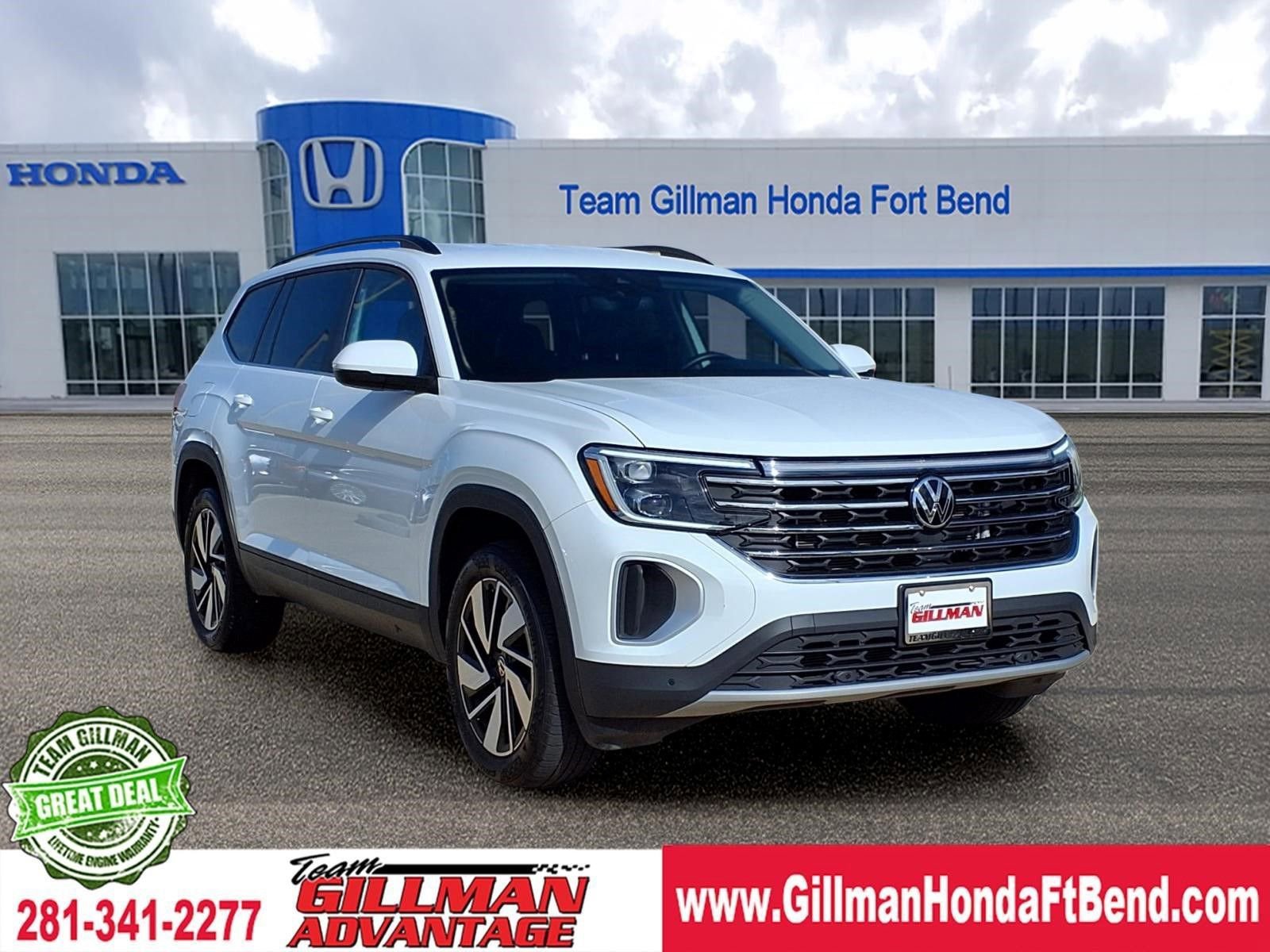 Used 2025 Volkswagen Atlas SE FWD image 1