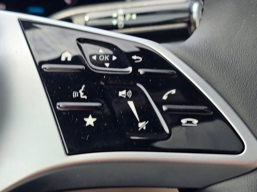 New 2026 Mercedes-Benz GLC 300 4MATIC image 41