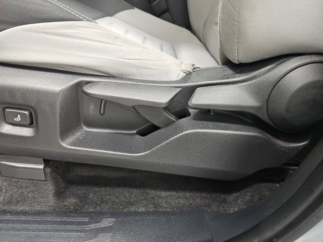 Certified 2025 Toyota Tacoma TRD Off-Road AWD/4WD image 15