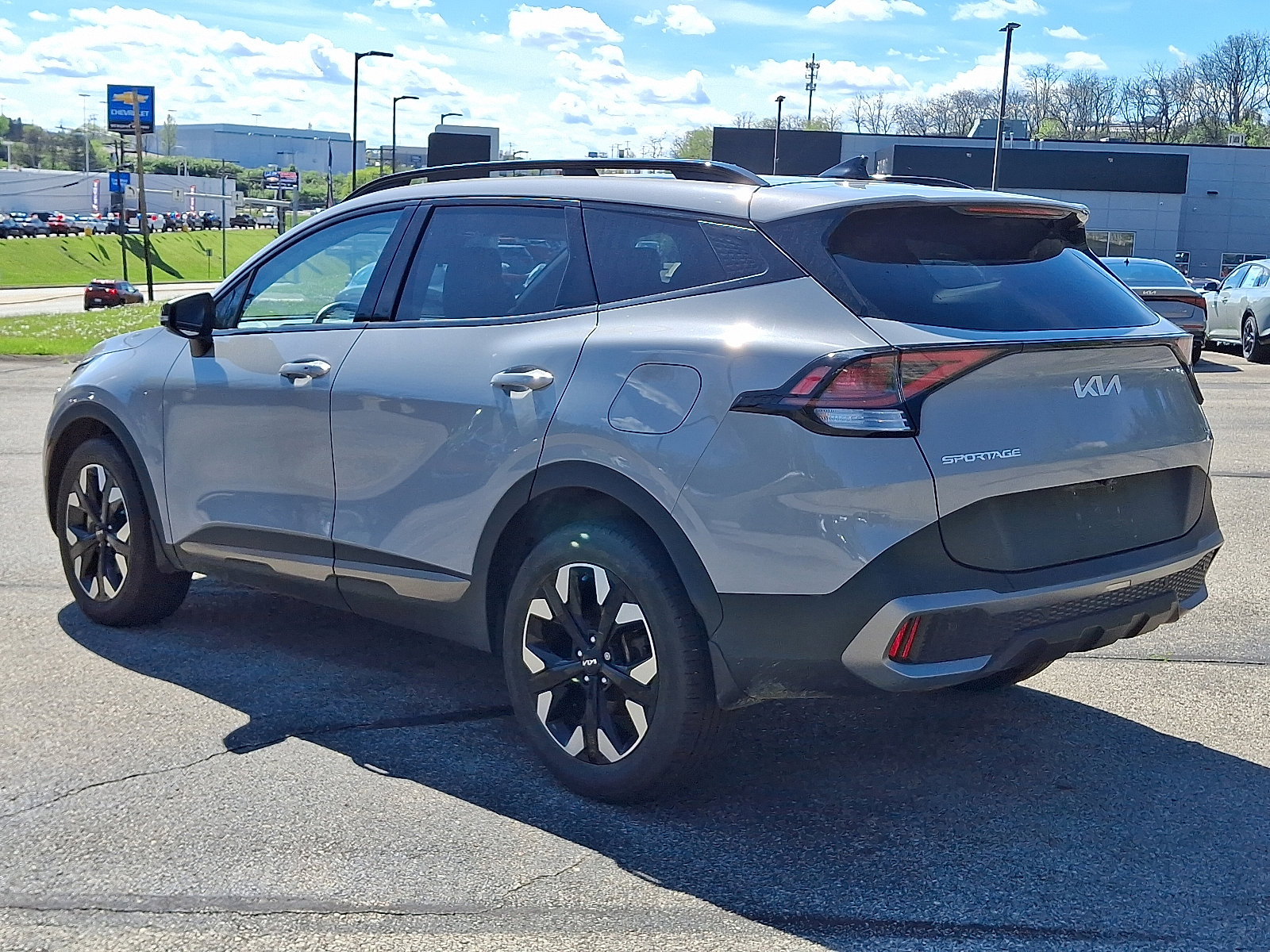 Used 2023 Kia Sportage X-Line w/ X-Line Premium Package AWD/4WD image 4