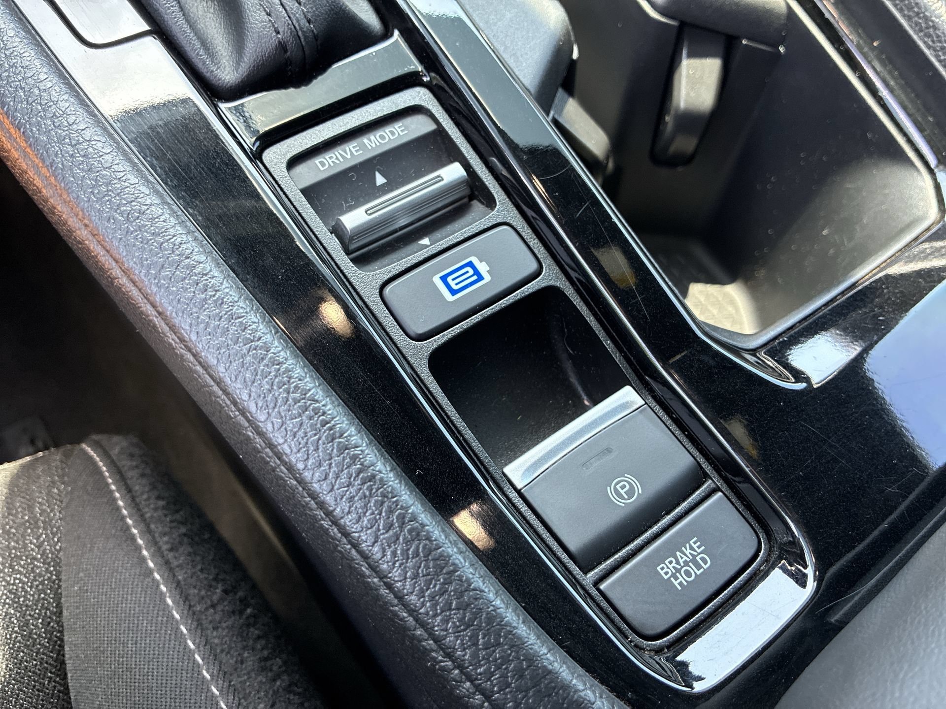 Certified 2024 Honda Accord Sport image 40