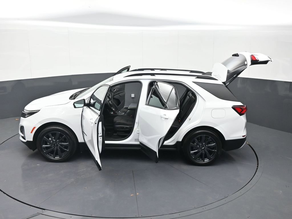 Certified 2024 Chevrolet Equinox RS AWD/4WD image 39