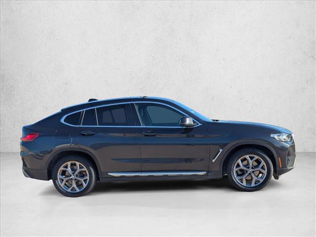 Used 2023 BMW X4 xDrive30i w/ Parking Assistance Package AWD/4WD image 4