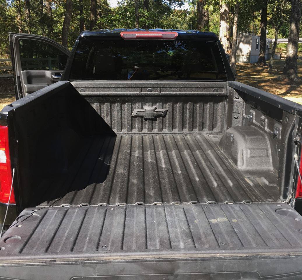 Used 2019 Chevrolet Silverado 1500 Custom w/ Custom Max Trailering Package AWD/4WD image 10