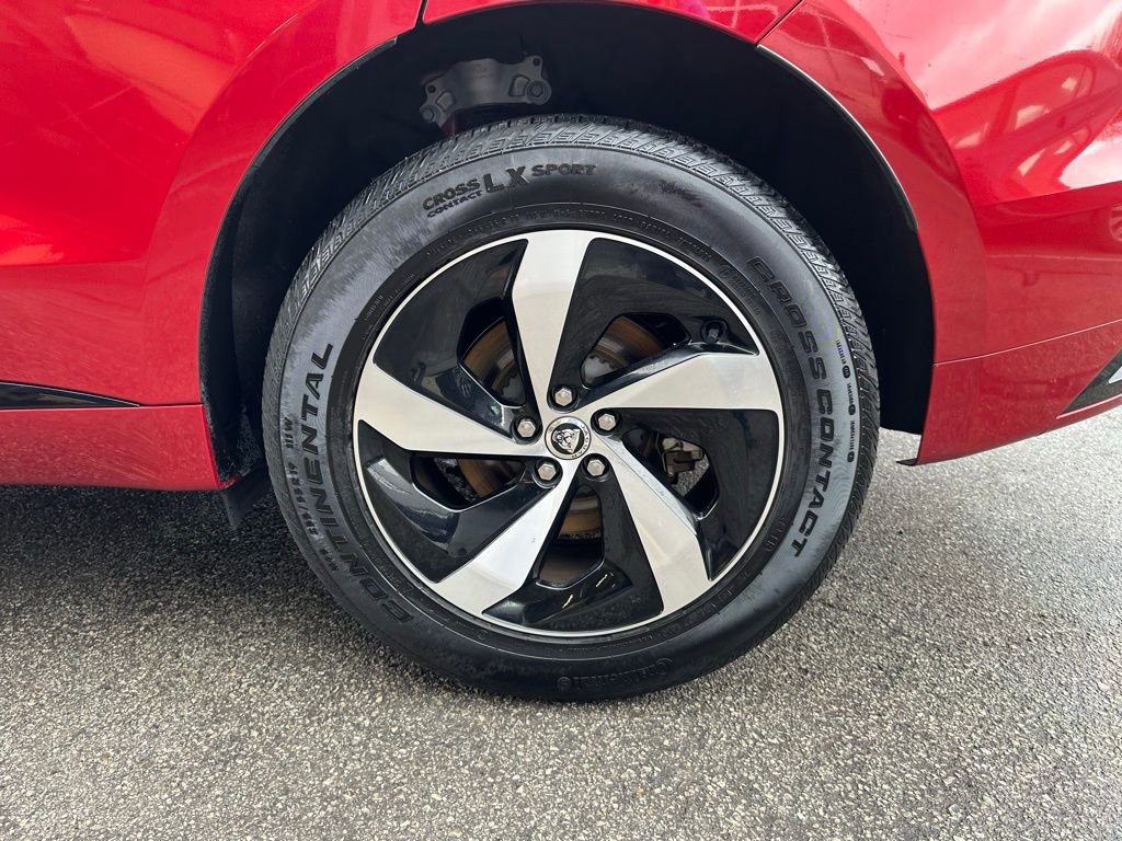 Used 2024 Jaguar F-PACE R-Dynamic S image 8