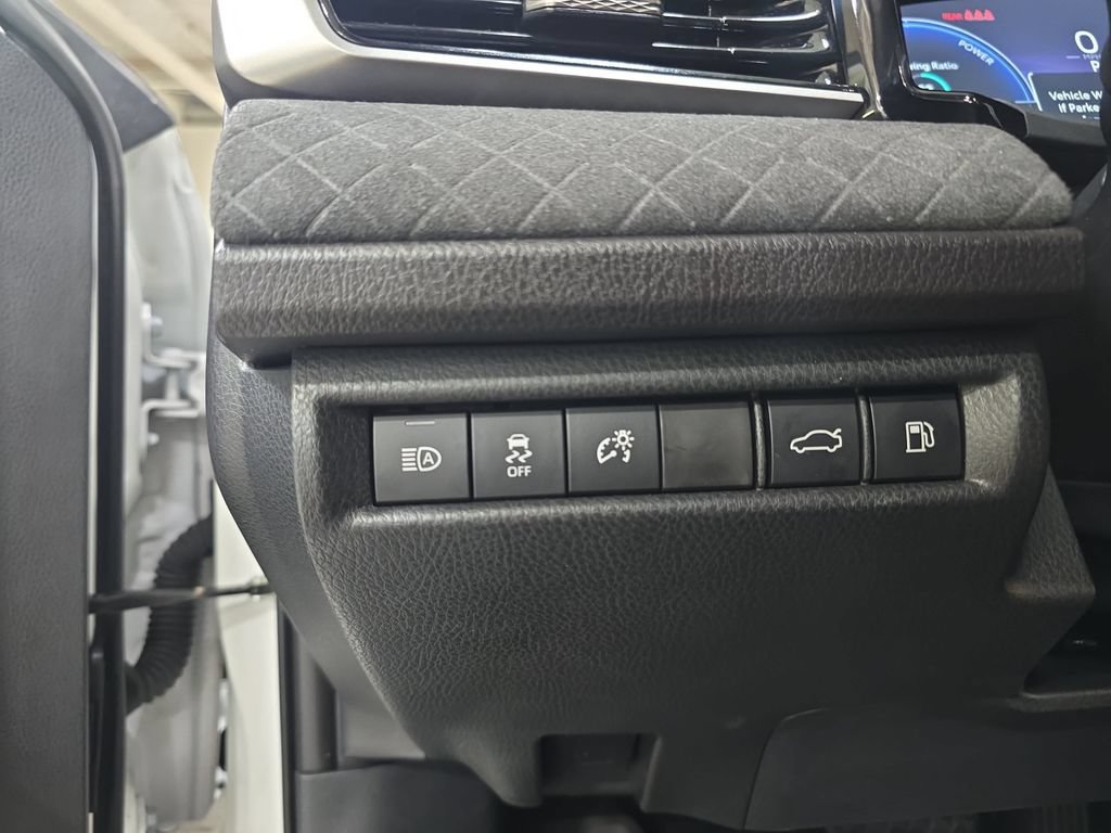 Certified 2025 Toyota Camry XLE AWD/4WD image 31