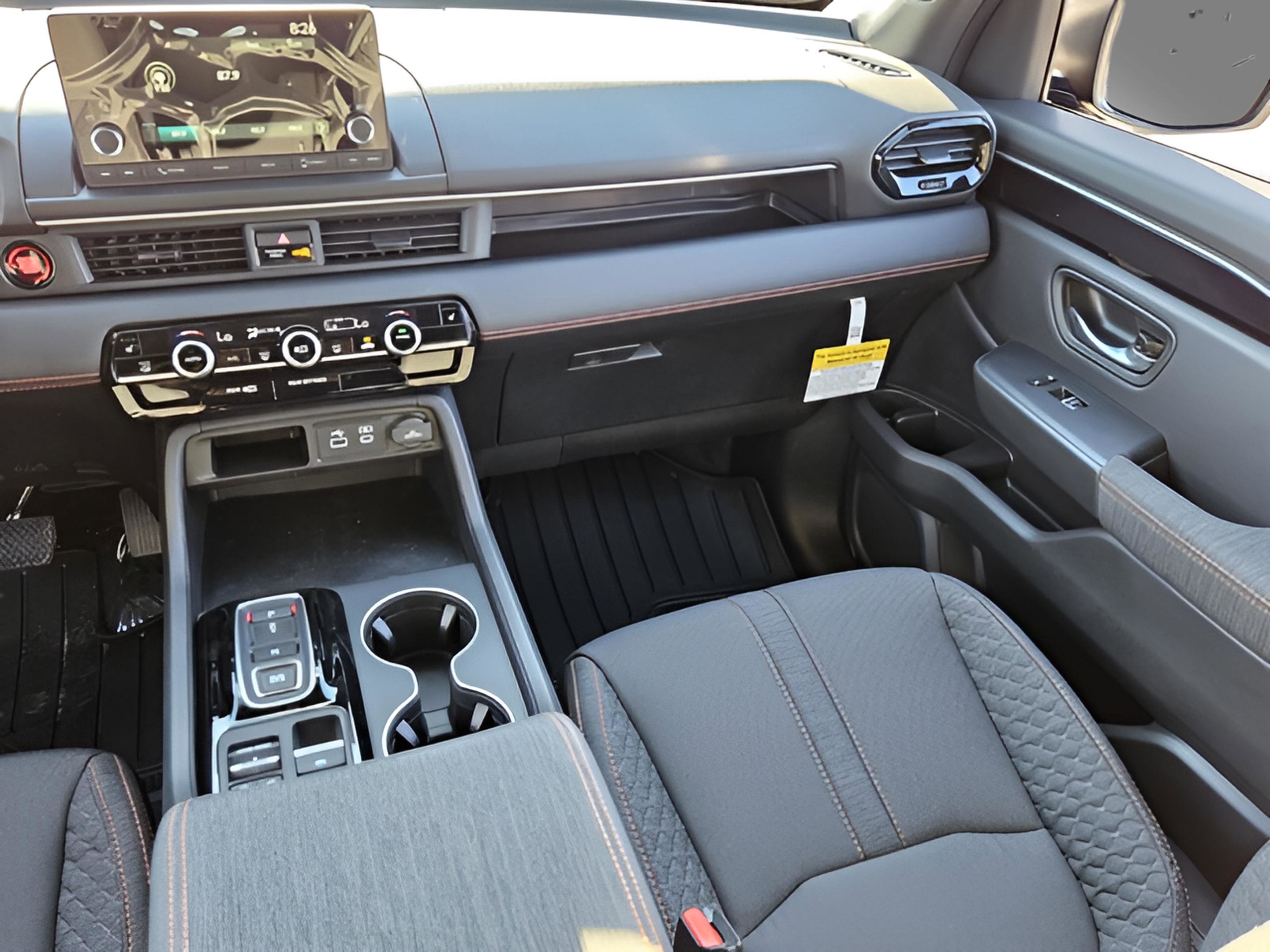 New 2025 Honda Pilot Sport image 14