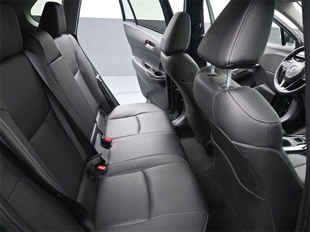 Used 2025 Toyota Corolla Cross XLE image 25