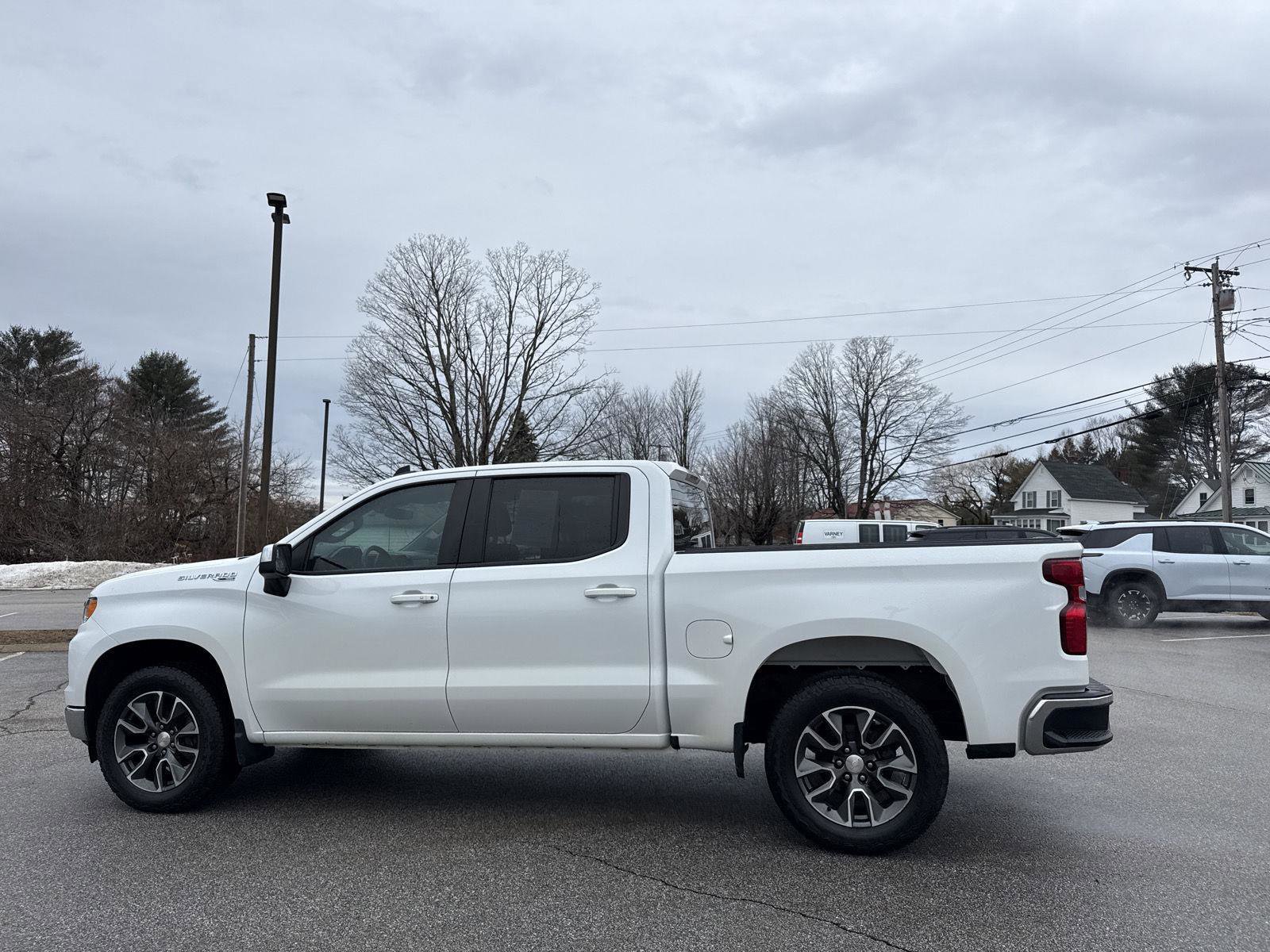 Used 2023 Chevrolet Silverado 1500 LT image 9