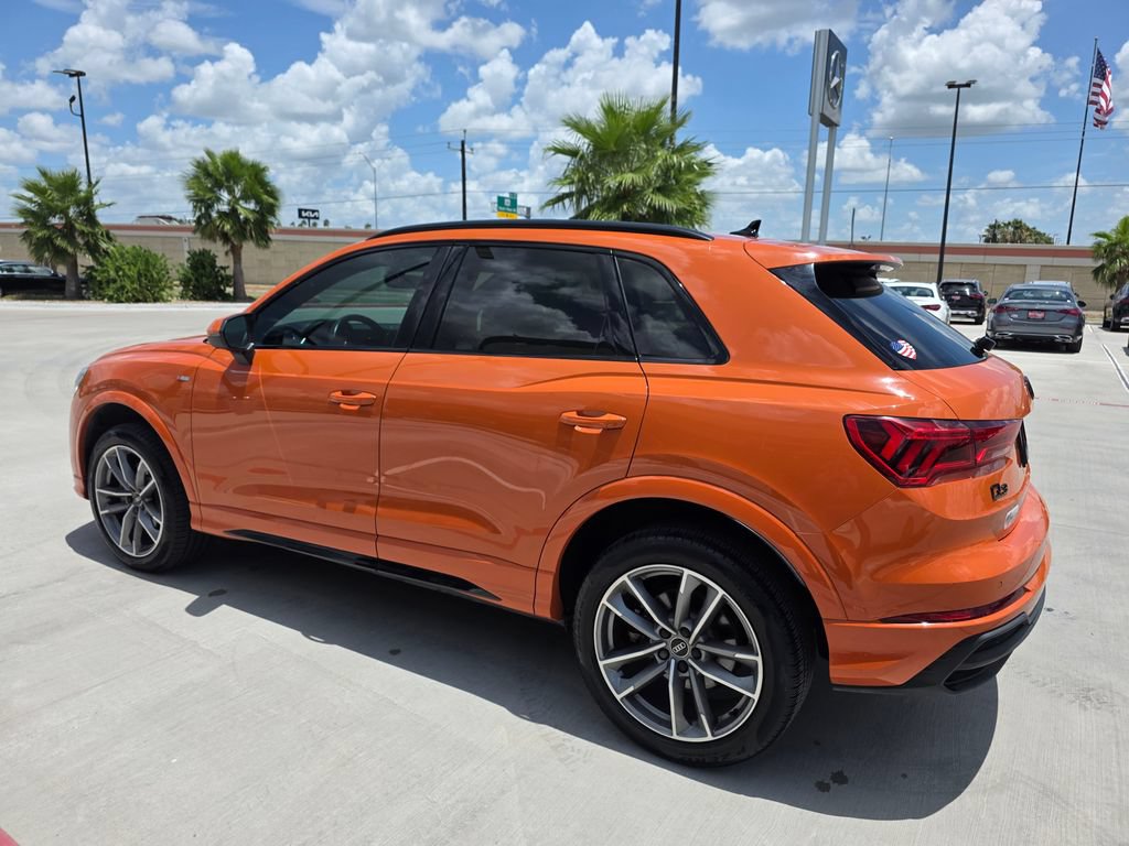 Used 2024 Audi Q3 2.0T Premium Plus w/ Premium Plus Package AWD/4WD image 4