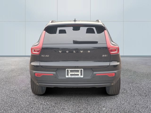 Certified 2026 Volvo XC40 B5 Core w/ Climate Package AWD/4WD image 5