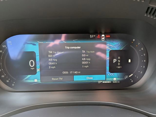 Certified 2025 Volvo XC60 B5 Plus image 18