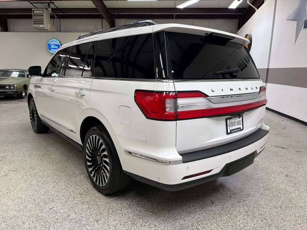 Used 2020 Lincoln Navigator Black Label w/ Cargo Convenience Package AWD/4WD image 5