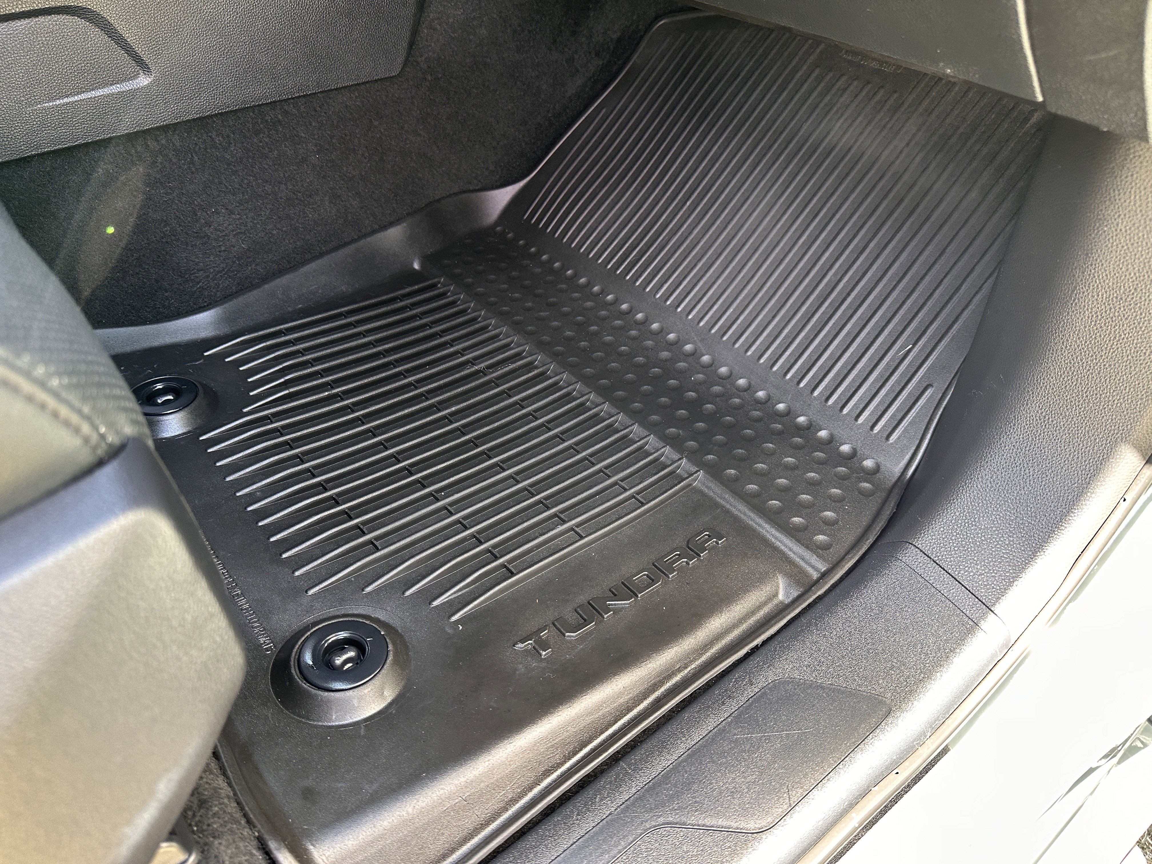 Used 2024 Toyota Tundra Limited AWD/4WD image 25