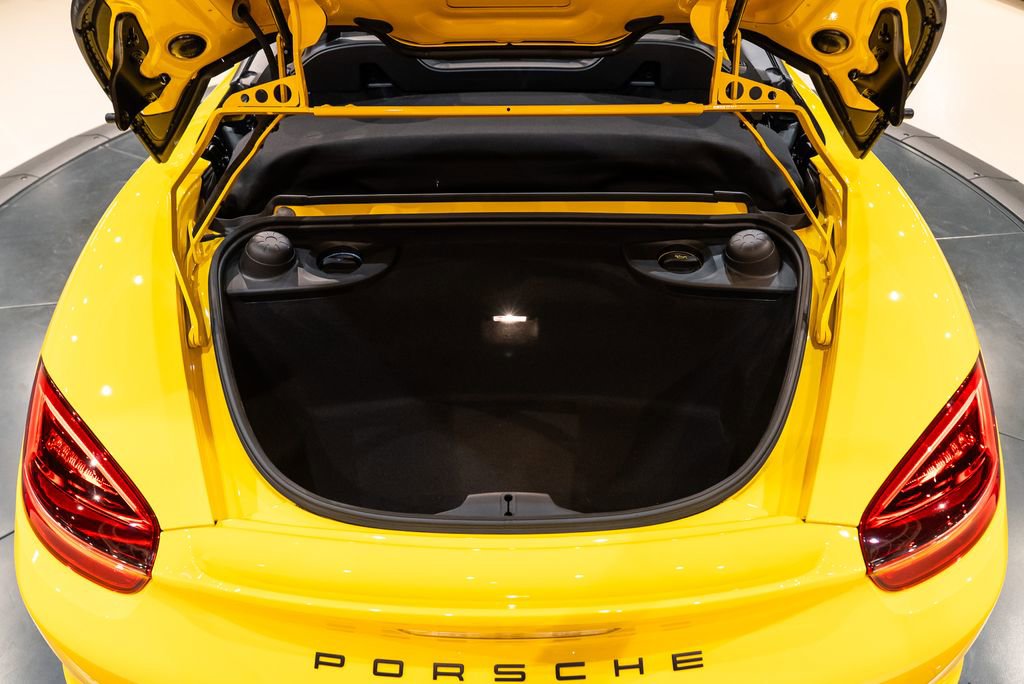 Used 2016 Porsche Boxster Spyder image 17
