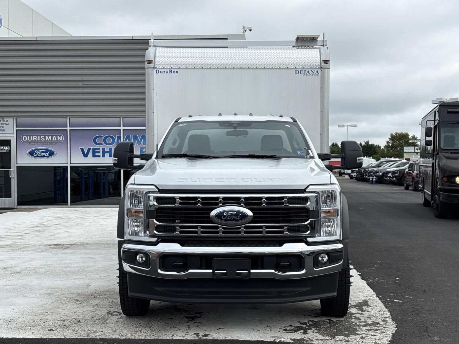 New 2026 Ford F550 4x4 Regular Cab Super Duty image 8