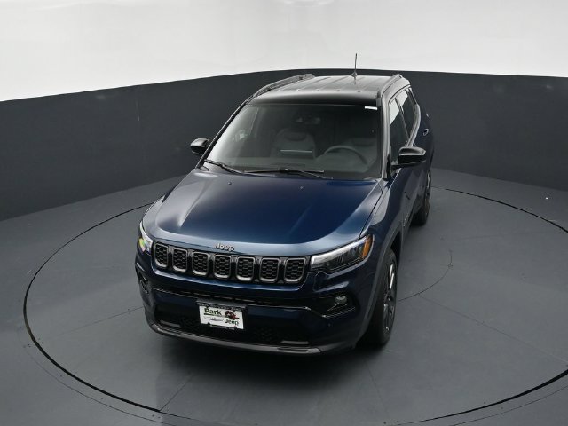New 2026 Jeep Compass Limited AWD/4WD image 17