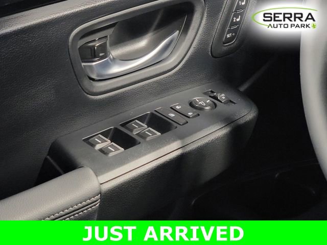 Certified 2025 Honda Pilot Touring image 18