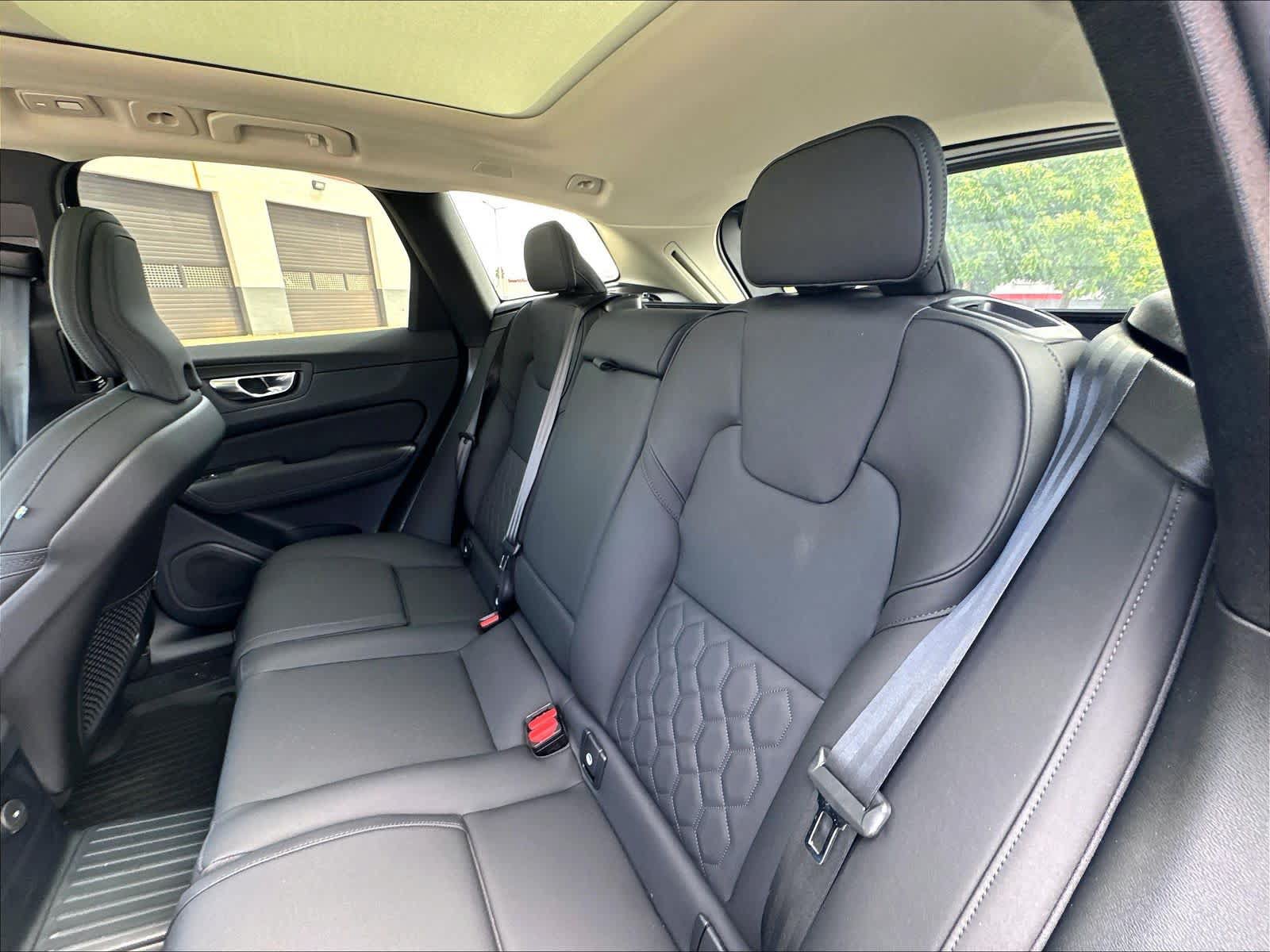 New 2026 Volvo XC60 T8 Plus AWD/4WD image 12