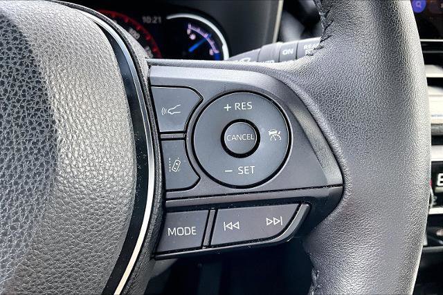 Used 2024 Toyota RAV4 SE w/ Convenience Package image 12