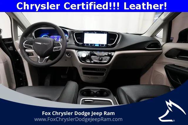 Certified 2024 Chrysler Pacifica Touring-L image 5