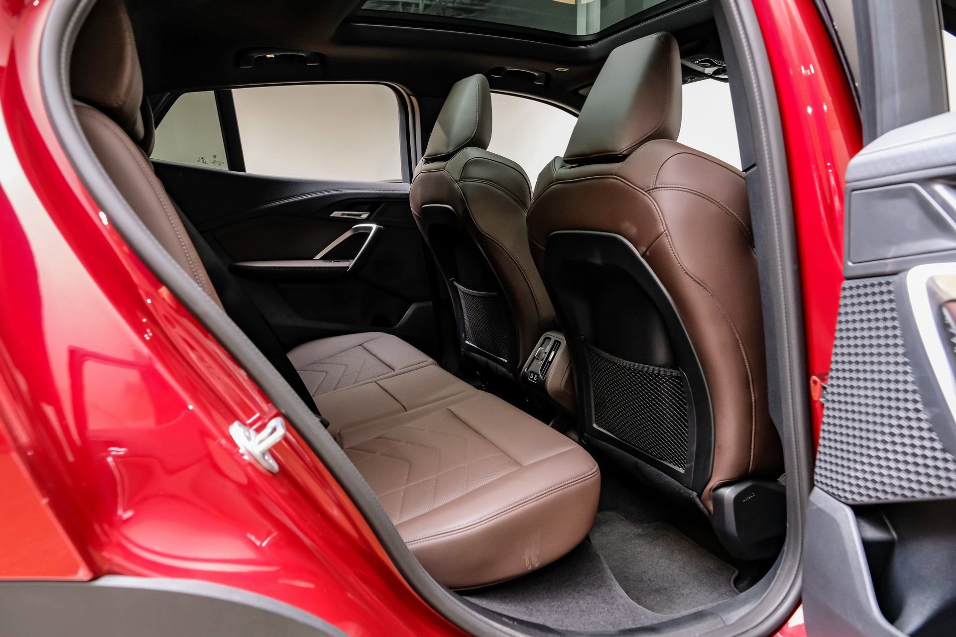 Used 2024 BMW X2 xDrive28i image 37