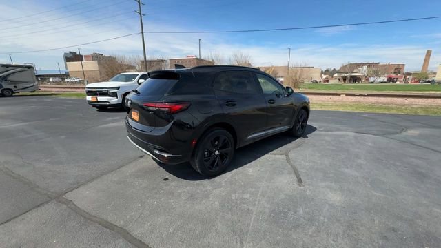 Used 2021 Buick Envision Essence w/ Technology Package I image 8