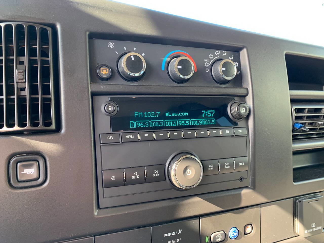 Used 2023 Chevrolet Express 3500 LS RWD image 21