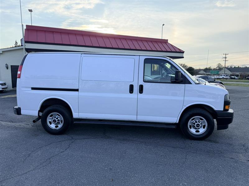 Used 2019 GMC Savana 2500 2500 w/ Driver Convenience Package image 4