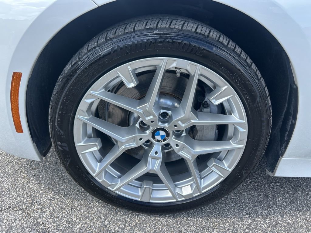 Used 2025 BMW 330i xDrive Sedan image 18