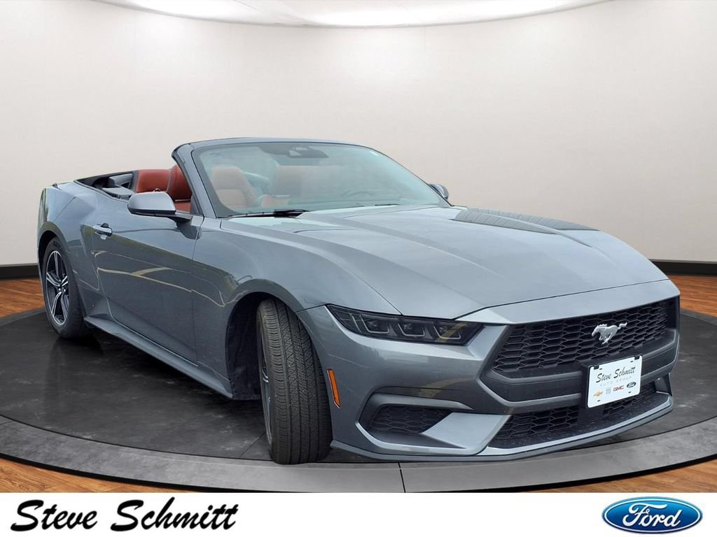 Used 2025 Ford Mustang Premium RWD image 29