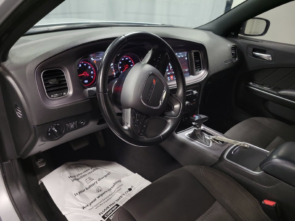 Used 2023 Dodge Charger SXT RWD image 16