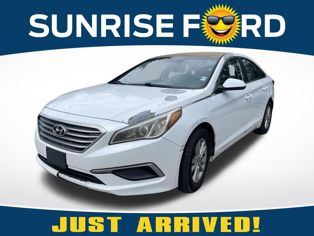 Used 2017 Hyundai Sonata SE FWD image 1